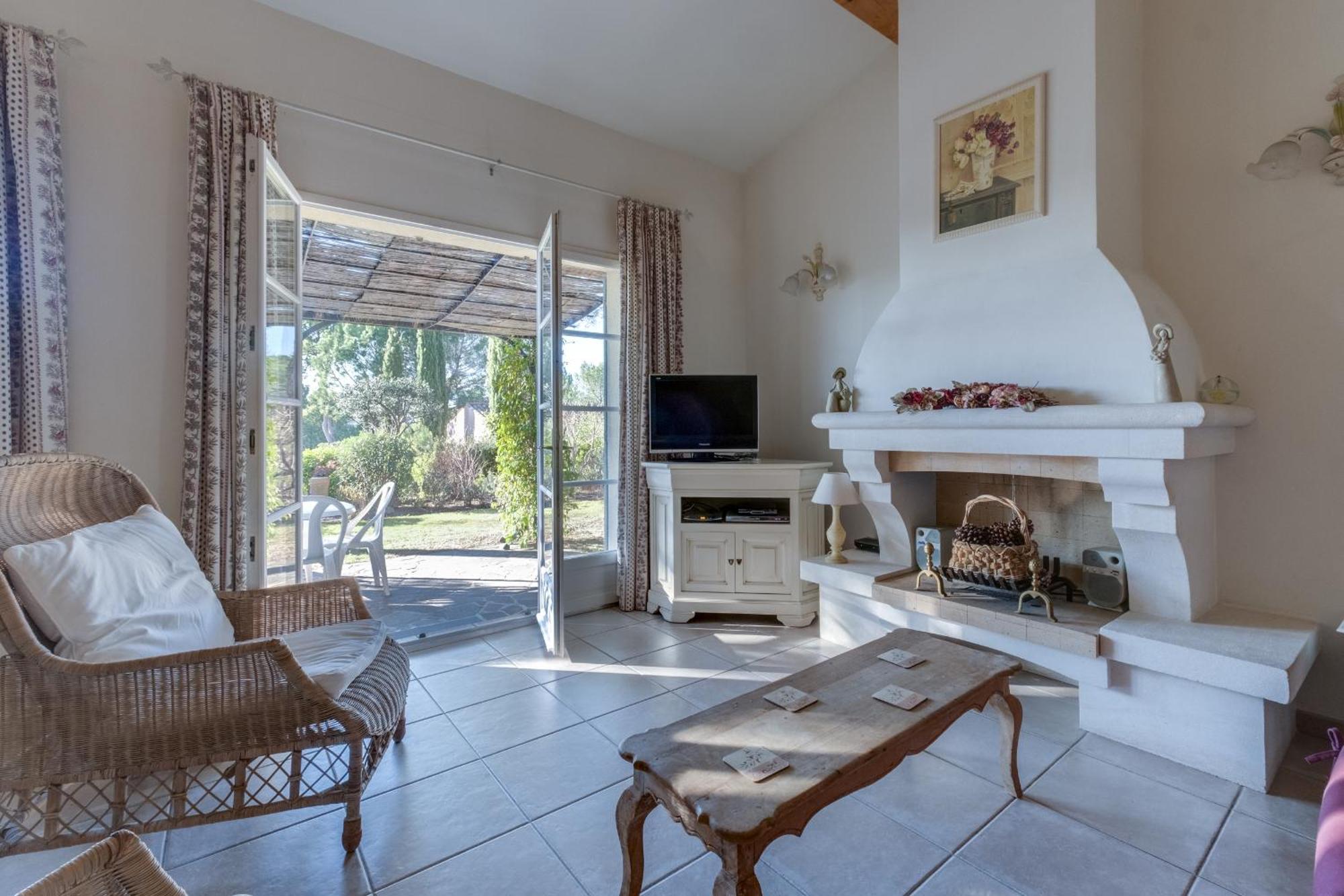La Motte Les Appartements Et Maisons Du Domaine De Saint Endreol Golf & Spa Resort מראה חיצוני תמונה