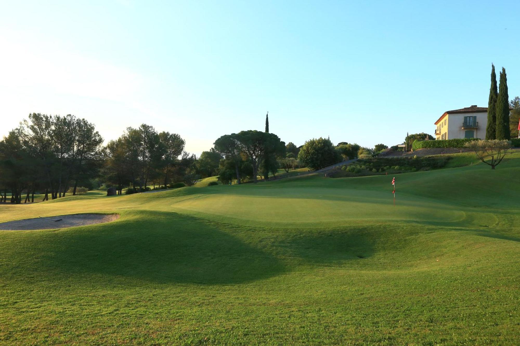 La Motte Les Appartements Et Maisons Du Domaine De Saint Endreol Golf & Spa Resort מראה חיצוני תמונה