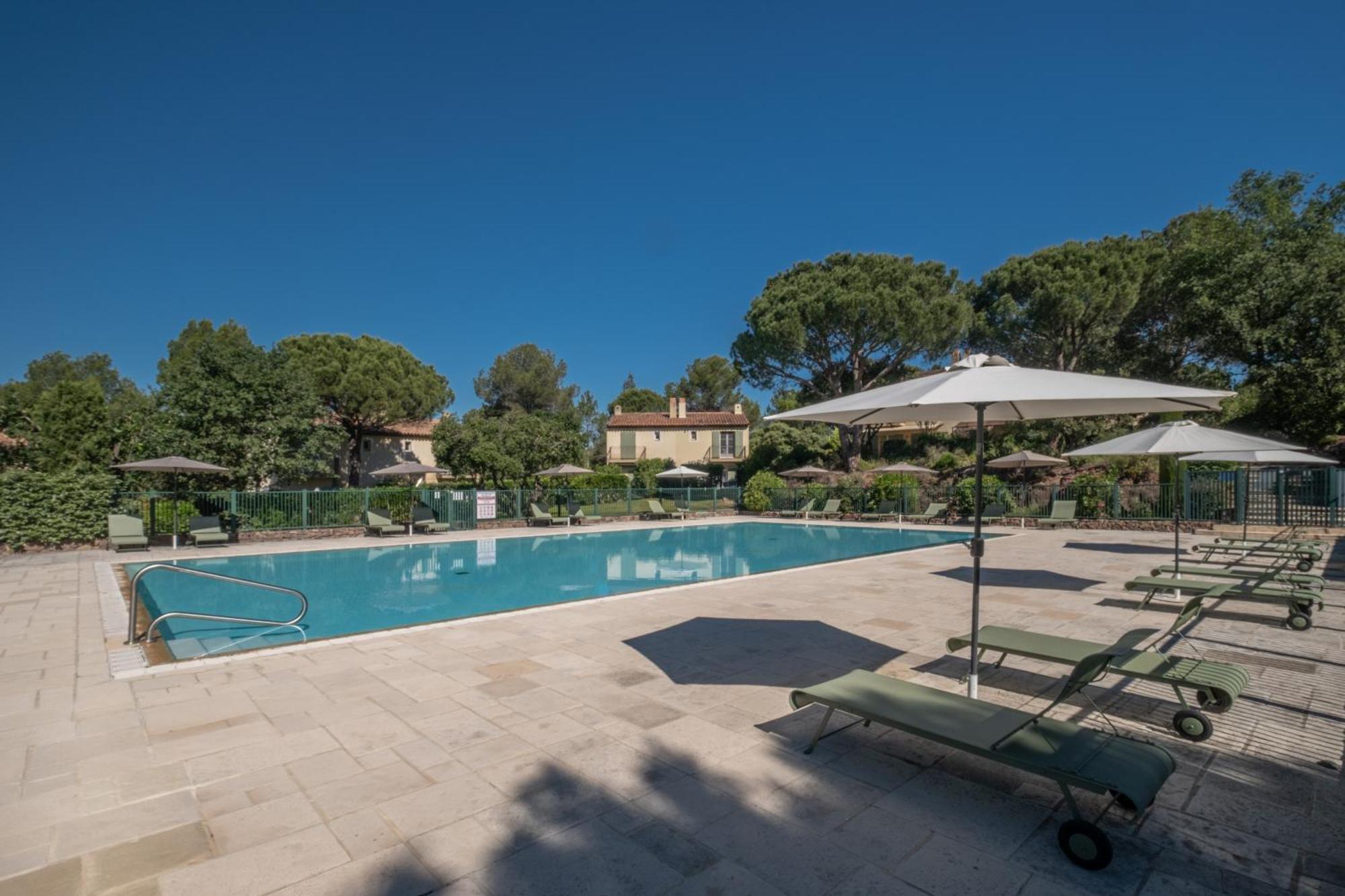 La Motte Les Appartements Et Maisons Du Domaine De Saint Endreol Golf & Spa Resort מראה חיצוני תמונה