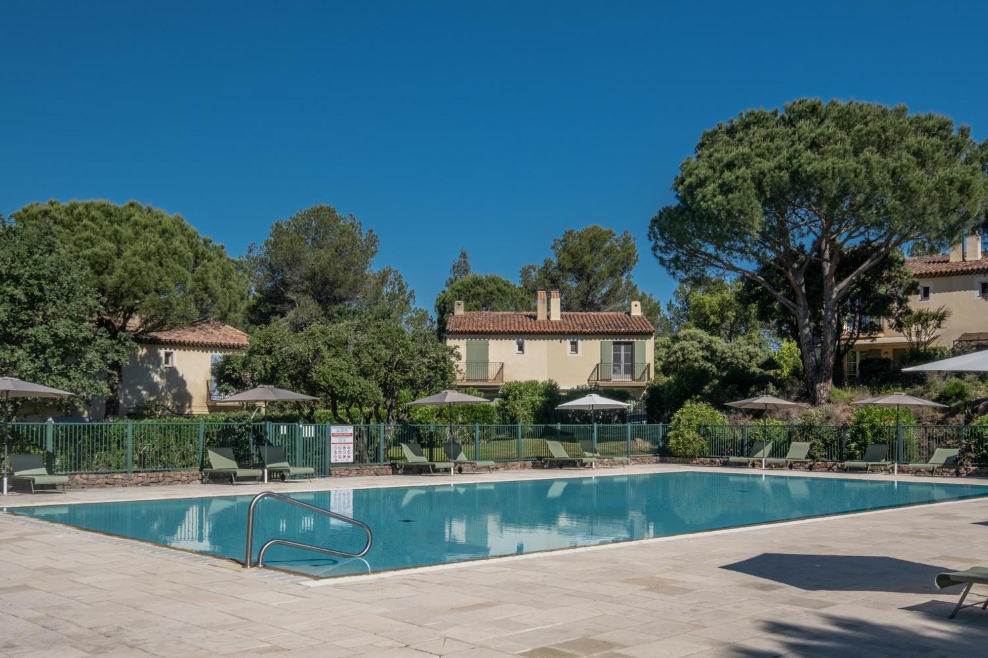 La Motte Les Appartements Et Maisons Du Domaine De Saint Endreol Golf & Spa Resort מראה חיצוני תמונה
