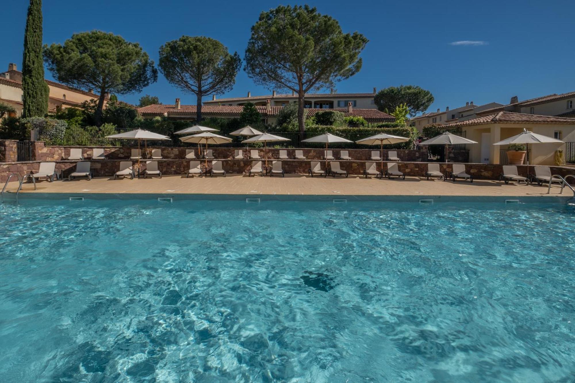 La Motte Les Appartements Et Maisons Du Domaine De Saint Endreol Golf & Spa Resort מראה חיצוני תמונה